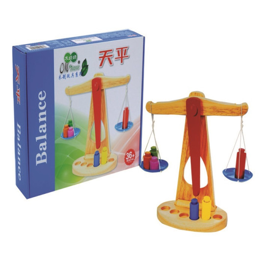 هيا نتعلم وزن الاشاء - ميزان خشبي بكفتين