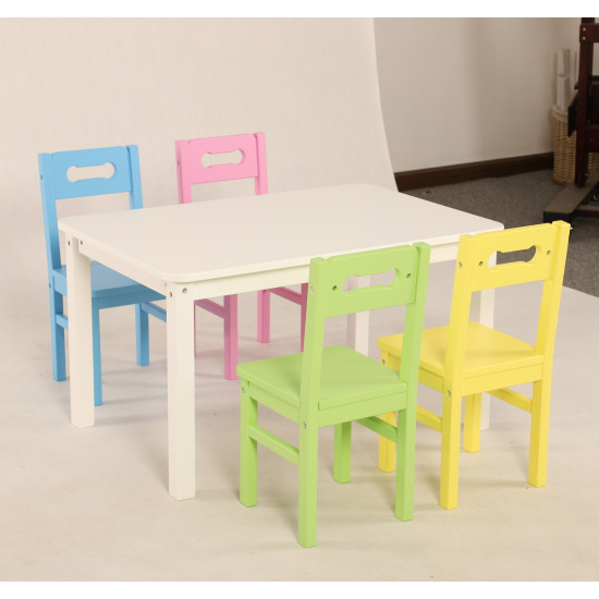 طاولة مستطيلة مع 4 كراسي ملونة